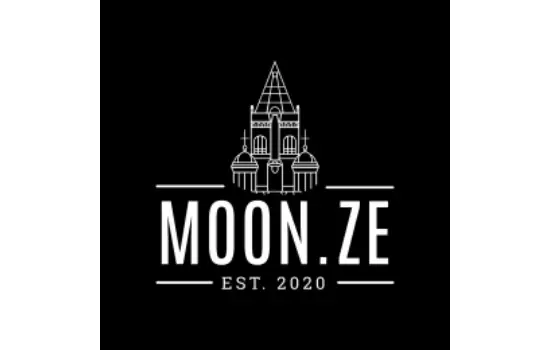 MOON.ZE